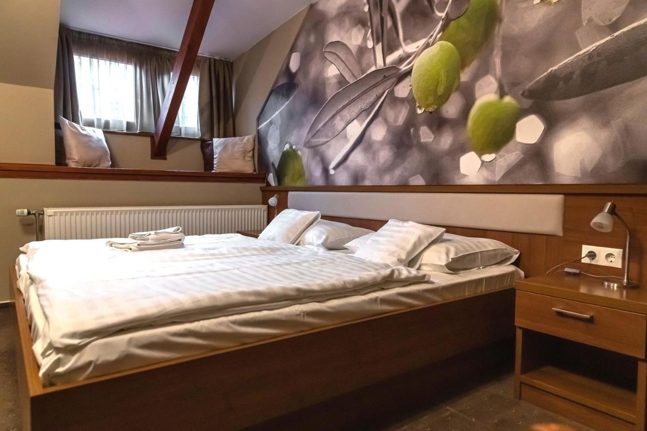 Oliva Hotel Veszprém Exteriér fotografie